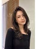 30代40代セミロング大人レイヤー艶髪