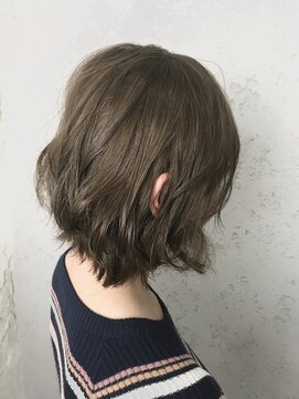プライズ アイリス 池袋東口店(prize Iris) 切りっぱなしボブグレージュ/タンバルモリ/ 池袋