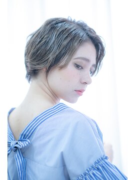 ヘアーラウンジトリップ(hair lounge TRiP) 30代40代スタイリング簡単な耳かけ大人ショート