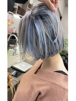 ヴァーディ オモテサンドウ(Vardy omotesando)&nbsp;ブルーヘア・ダブルカラー・ハイトーンカラー・デザインカラー