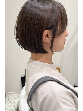 グランマッシュ(Granmash) ボブ・ラインを生かした・顔周りカット・アヴェダカラー