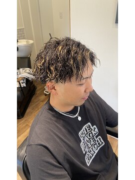 グリット オオサカ(GRIT osaka) カット、ツイストパーマ