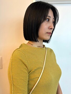 パーク 福岡天神西通り店(parc) ミニボブ　ストレート　切りっぱなしボブ　センターパート　艶感