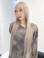 ココ 原宿(KOKO)&nbsp;黒髪小顔クラゲヘアーオリーブグレーココアベージュ