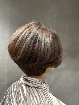 ヘアーアンドライフ ブランシェ(HAIR&LIFE Branche) 加齢毛に特化した髪質改善ショート