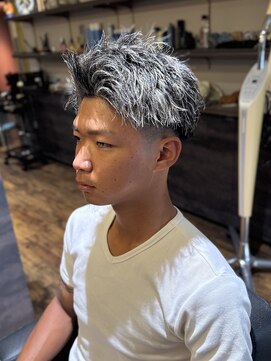 エクファフォーメン(EX-FA FOR MEN) MEN’S HAIR/サーフカール/刈り上げセンターパート/瀬田