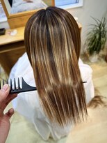 リンク(link)&nbsp;ハイライト（ブリーチ毛）でも縮毛矯正