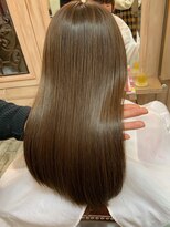 アンベリール 大名(Embellir) ケアブリーチ　レイヤーカット　ミルクティーカラー