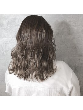 アンダーバーホワイト 天王寺阿倍野店(_WHITE) セミディグレージュ