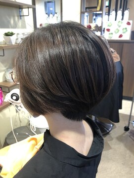 ヘア アンド ビューティ ビーズアモール 春日井神領店(Hair&Beauty B's amor) ショートボブ/白髪ぼかし◎30代40代50代60代