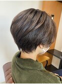ショートボブ