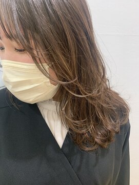 バリエ ホテル日航札幌店(VARIE) レイヤースタイル 11月