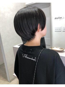 アトリエ(Atelier) 多毛な方オススメ襟足スッキリ　マッシュショート