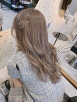 ティム(tim) ミルクティーベージュ