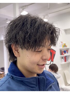 オーシャントーキョー 心斎橋(OCEAN TOKYO WEST) 波巻きパーマメンズツイストスパイラルパーマツーブロック