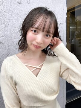 エン(en) ボブレイヤーゆるふわボブ暗色カラー