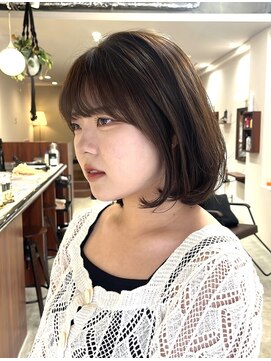 ルックアット(Look at) 【Lookat】20代30代40代 韓国風ボブ