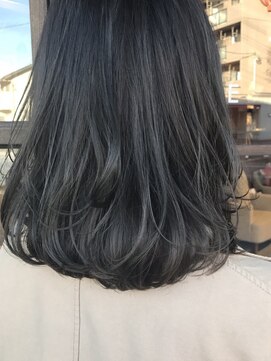 ソーイ ヘアアンドライフスタイル ショップ(SO-E HAIR&LIFESTYLE SHOP) グレージュカラー