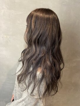 ジーナ(XENA) ダークグレージュ