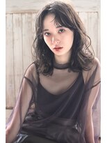 ロイジー(roijir)&nbsp;roijirイルミナインナーカラーxスパイラルxセンシュアルショート