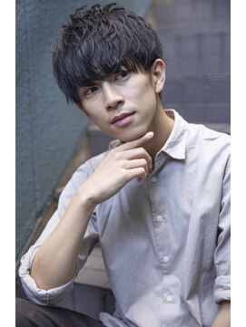 サングース(Sungoose) 【MEN’S HAIR】シルバーカラー王道サイドグラデーション