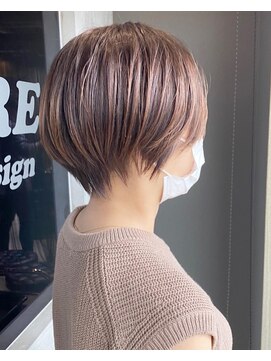 フィオーレ ヘアデザイン(FIORE hair design) ショート トリートメント縮毛矯正 髪質改善 ベージュ