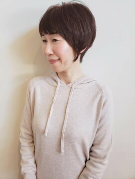 トップヘアー ガーデンヴィラ 安城(Garden Villa) クールで可愛いショートボブ/前髪パーマ/アースカラー