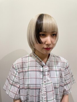 イーストハムヘッドショップ(EAST HAM head shop) ホワイトベージュカラー◎セパレートカラー 姫カット