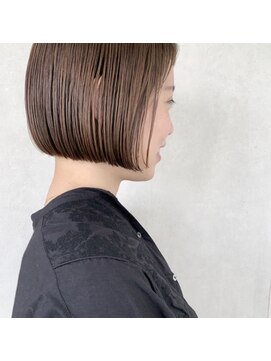 プラグ バイ ネオリーブ(plug by neolive) ミニボブ　ショコラアッシュ×髪質改善 [髪質改善/縮毛矯正]MO