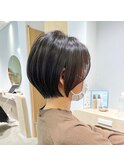ショートボブ