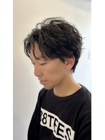 リベイル(LIVEIL) センターパート ネープレス ニュアンスパーマ フェザーパーマ