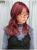 ガーネットレッドとウルフカット