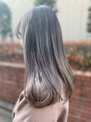 本格ヘアケア☆トリートメントはもちろん、頭皮や髪のダメージを考えたトータルメニューをご提案♪