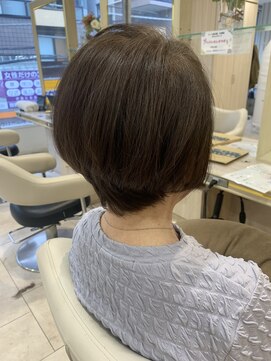 アッシュ 仙川店(Ash) 70代ボリュームアップカット 白髪ぼかし 圧倒的艶