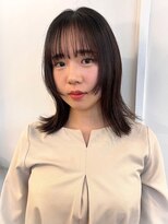 パーク 福岡天神西通り店(parc)&nbsp;ウルフレイヤー　顔周りカット　外ハネミディ　アッシュグレー