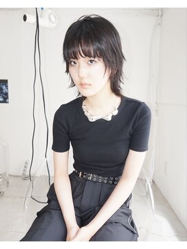 229 ウルフカット