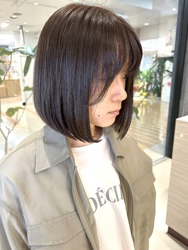 リリアン(rilliant U’s brilliant) 大人可愛い前下がりナチュラルボブ