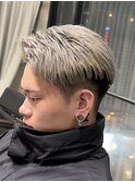 73分け短髪パーマ/メンズ/刈り上げ/眉毛/ツイスト