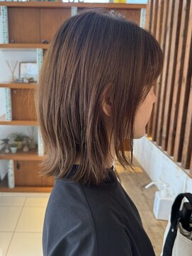 ミスト(mist) 〔mist:山下〕 耳かけボブ/外ハネボブ/ヌーディーベージュ #35