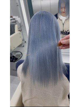 テイス 新宿(TACE) ペールブルー[メルティカラー/フェミニンロング/新宿]