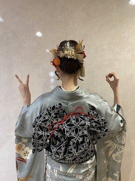 ヘアーガーデンミルクティー 新潟大学前店(Hair garden Milk tea) アナ雪戴冠式ヘア×振袖着付け