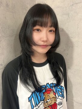 アフィナー(Afinar) 【横浜/横浜駅】顔まわりレイヤー×外ハネ