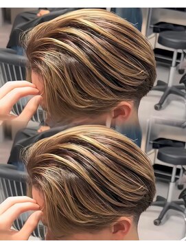 ステラ(STELLA) メンズ/バレイヤージュ/センターパート/ブリーチ＆ダブルカラー