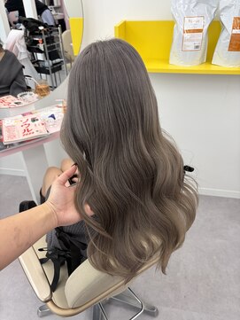 ミミヘアーガーデン(mimi hair garden) シルバーベージュ