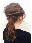 お呼ばれ ヘアアレンジ