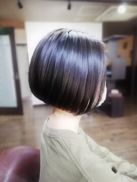 プラス(PLUS) イメチェン黒髪ワンレンボブ