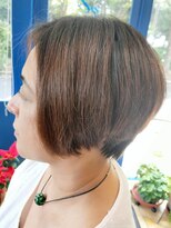 グラムゼロ&nbsp;技あり前下がりショートボブスタイル