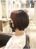 ツートンカラー/バングカラーワインレッド前下がりボブ/亀戸