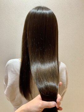 ジーナ 船橋(Zina) 艶髪×シルバーアッシュ