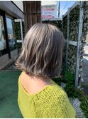 グレーボブ